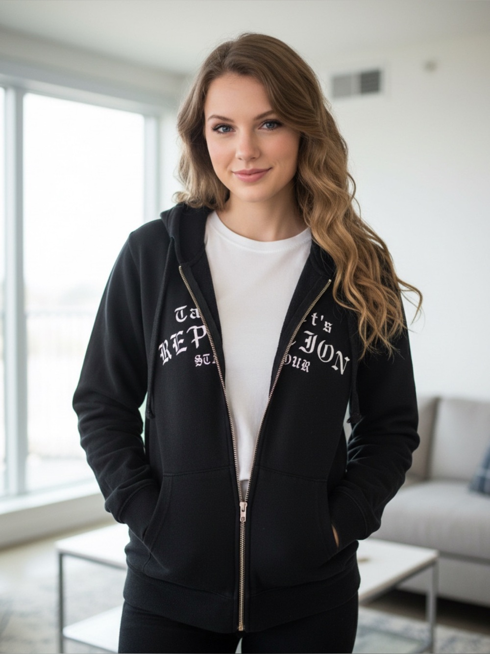 Taylor Swift Reputation Stadium 2018 Tour Black Hoodie Medium M Zip Sweater Rare